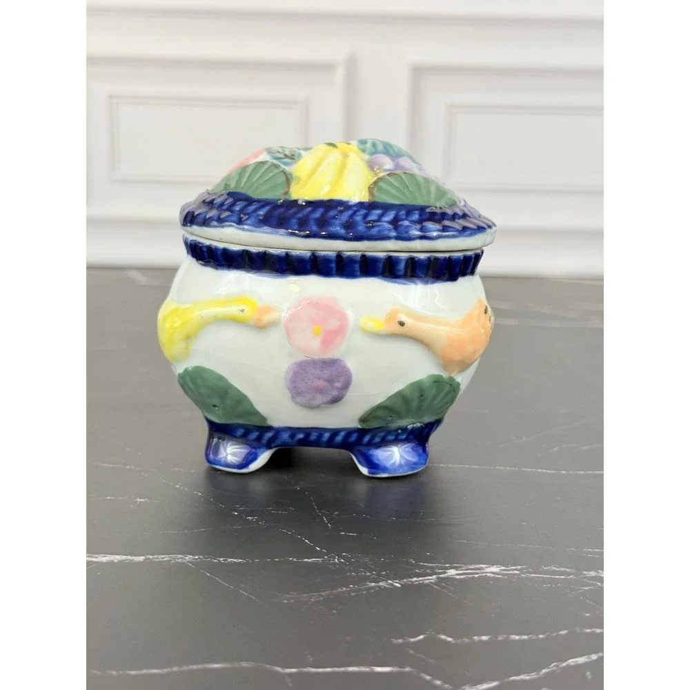 VTG Oval Shaped Footed Ceramic Trinket Box w/ Fruits Flowers Geese Pigs Animals